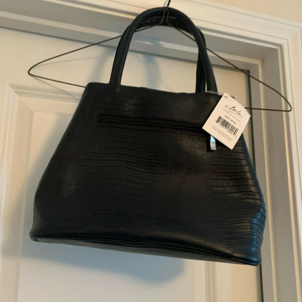 NEW Laila The Essence Of Norway Geir Ness Navy To